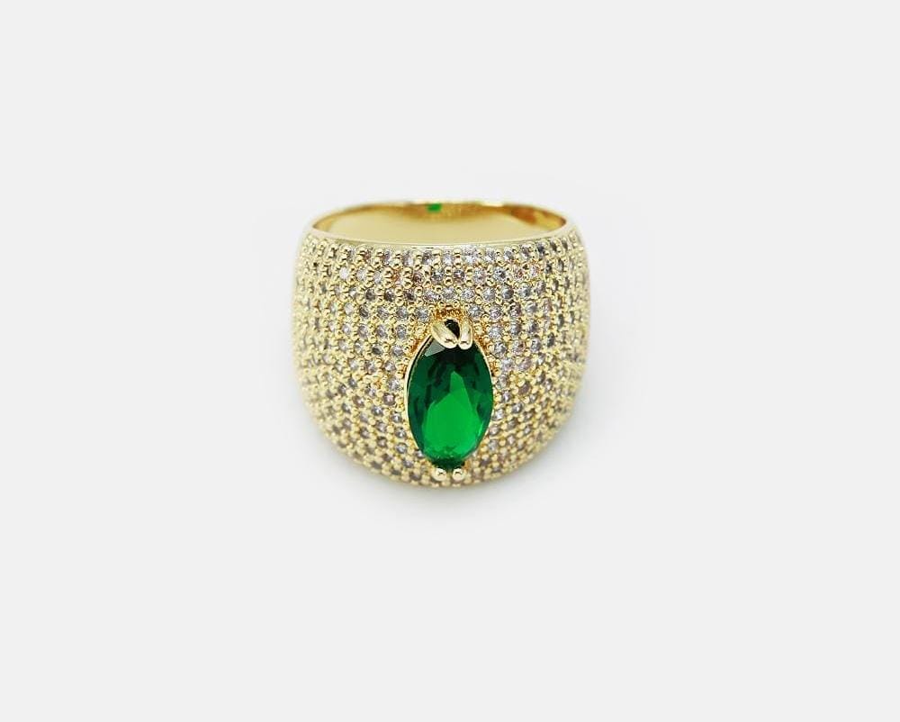 Anel Cravejado com Gota Verde