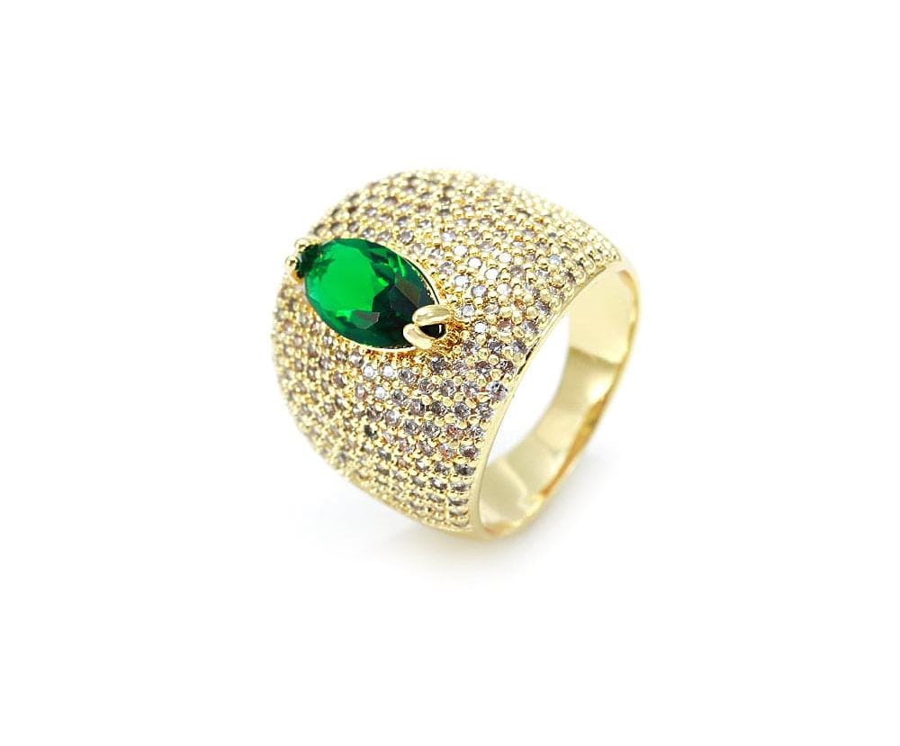 Anel Cravejado com Gota Verde