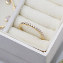 Aparador de Aliança Cravação com Zircônias