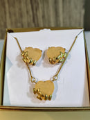 Conjunto Colar e Brinco Corações com Borboletas Douradas