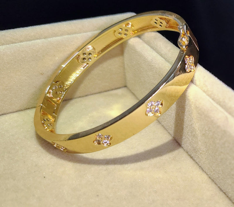 Bracelete Rígido Mini Trevos