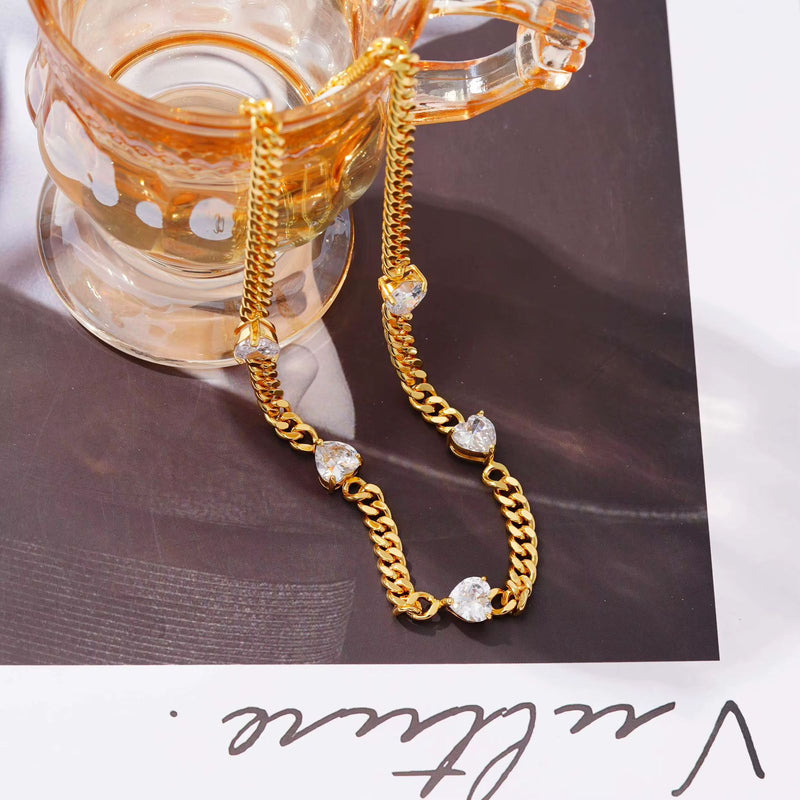 Colar Corrente Italiana com Corações Cristal